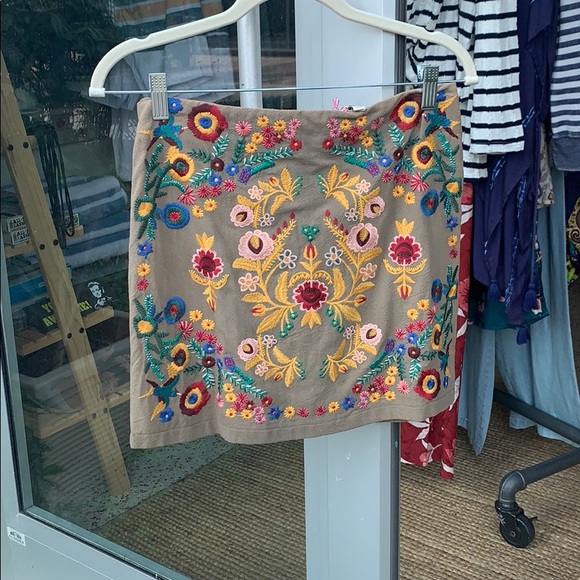Umgee Dresses & Skirts - UmGee Embroidered Mini Skirt